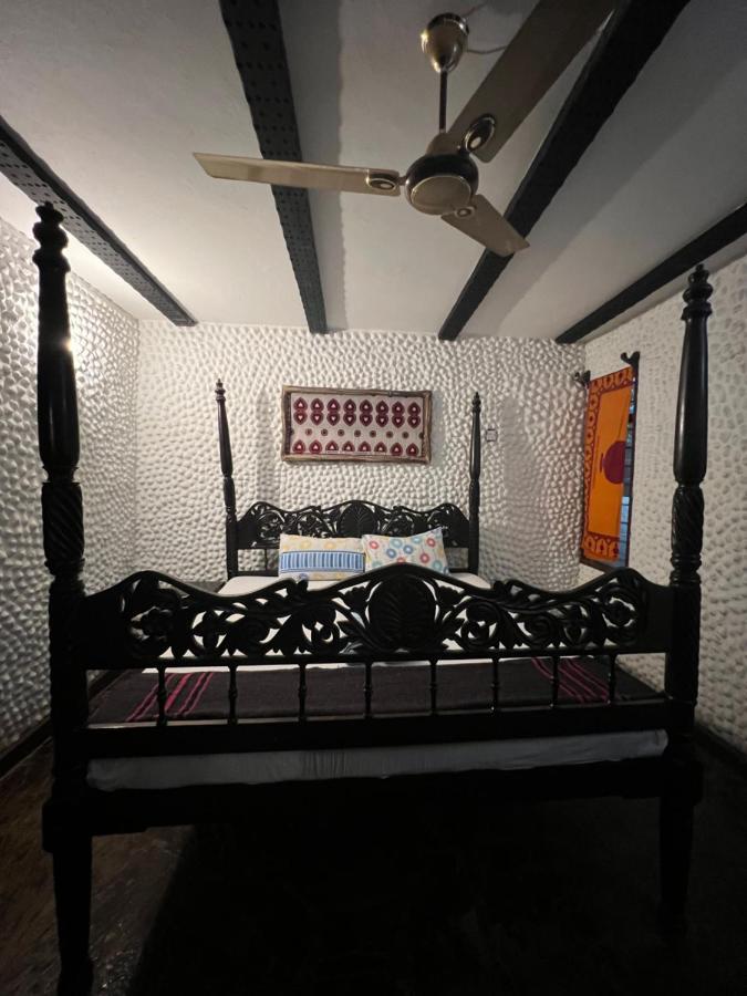 Buddha'S Tree (Adults Only) Mtwapa Bagian luar foto
